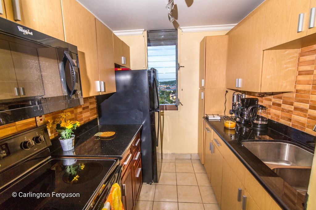 Turtle Towers Aparthotel Очо Риос Стая снимка
